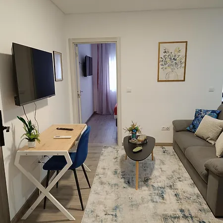 Apartment Garden House - Apartamento 103 Com Varanda
